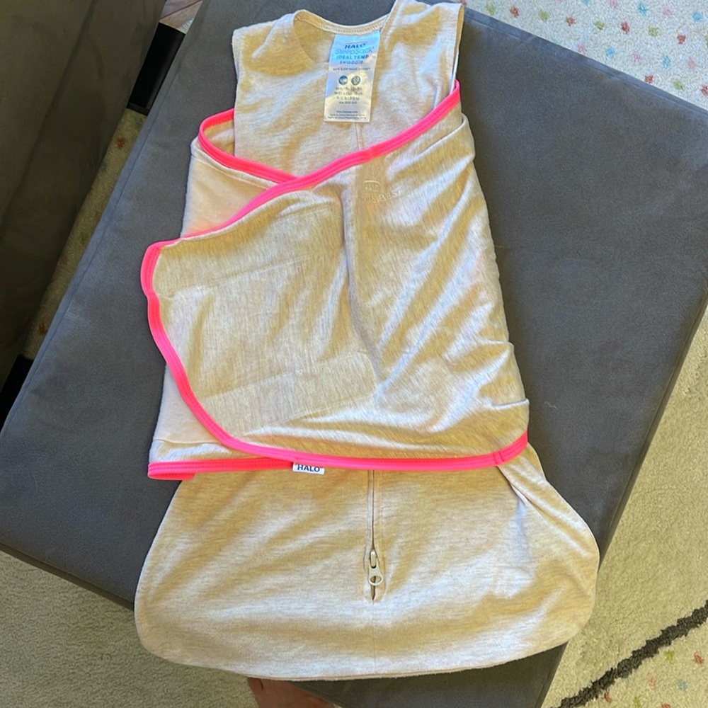 Newborn Sleep Halo Swaddle